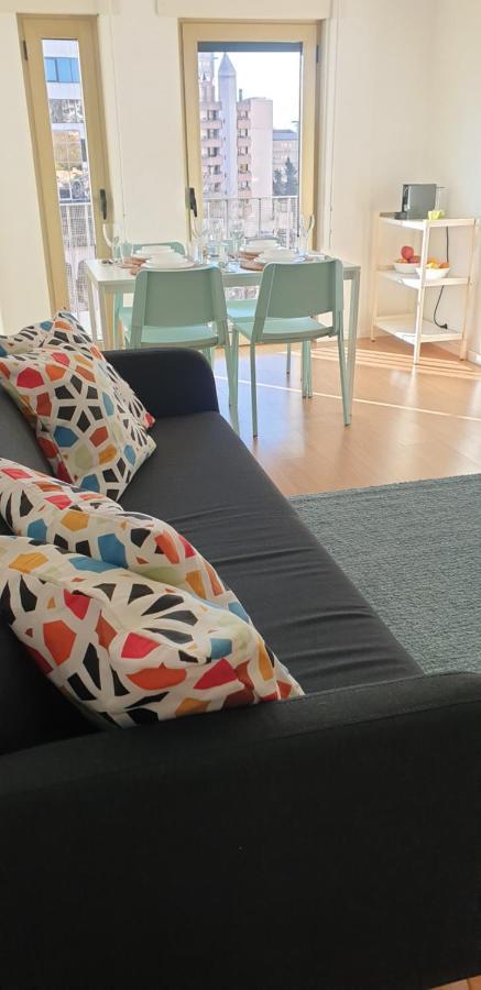 5Min Walk From Subway Station & Free Parking Apartment Lisbon Luaran gambar