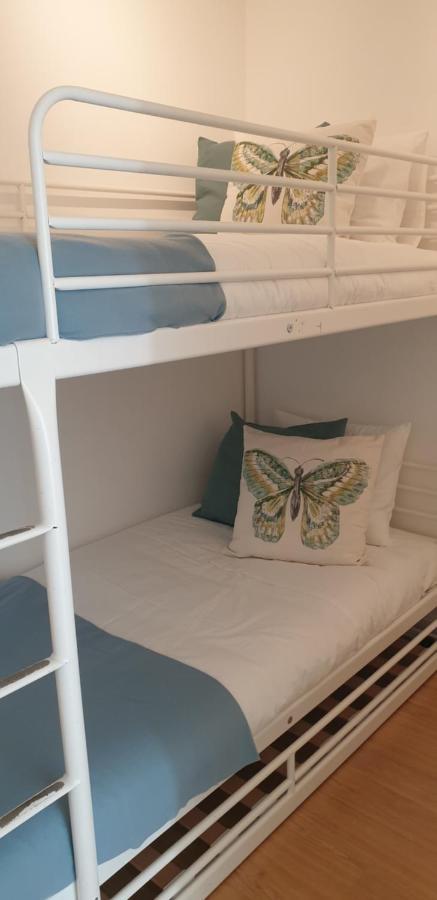 5Min Walk From Subway Station & Free Parking Apartment Lisbon Luaran gambar